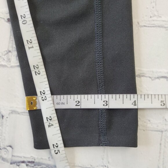 Uniqlo Woman’s black dry cool to touch ivory protection workout leggings size S - Picture 4 of 11